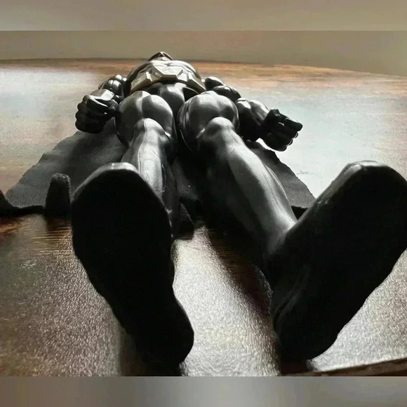 2016 DC Comics by Mattel | Justice League Stealth Shot Batman action figure. - Picture 11 of 11